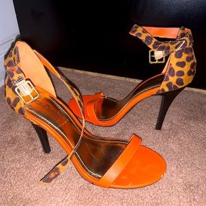 Anne Michelle Orange Leopard Pumps